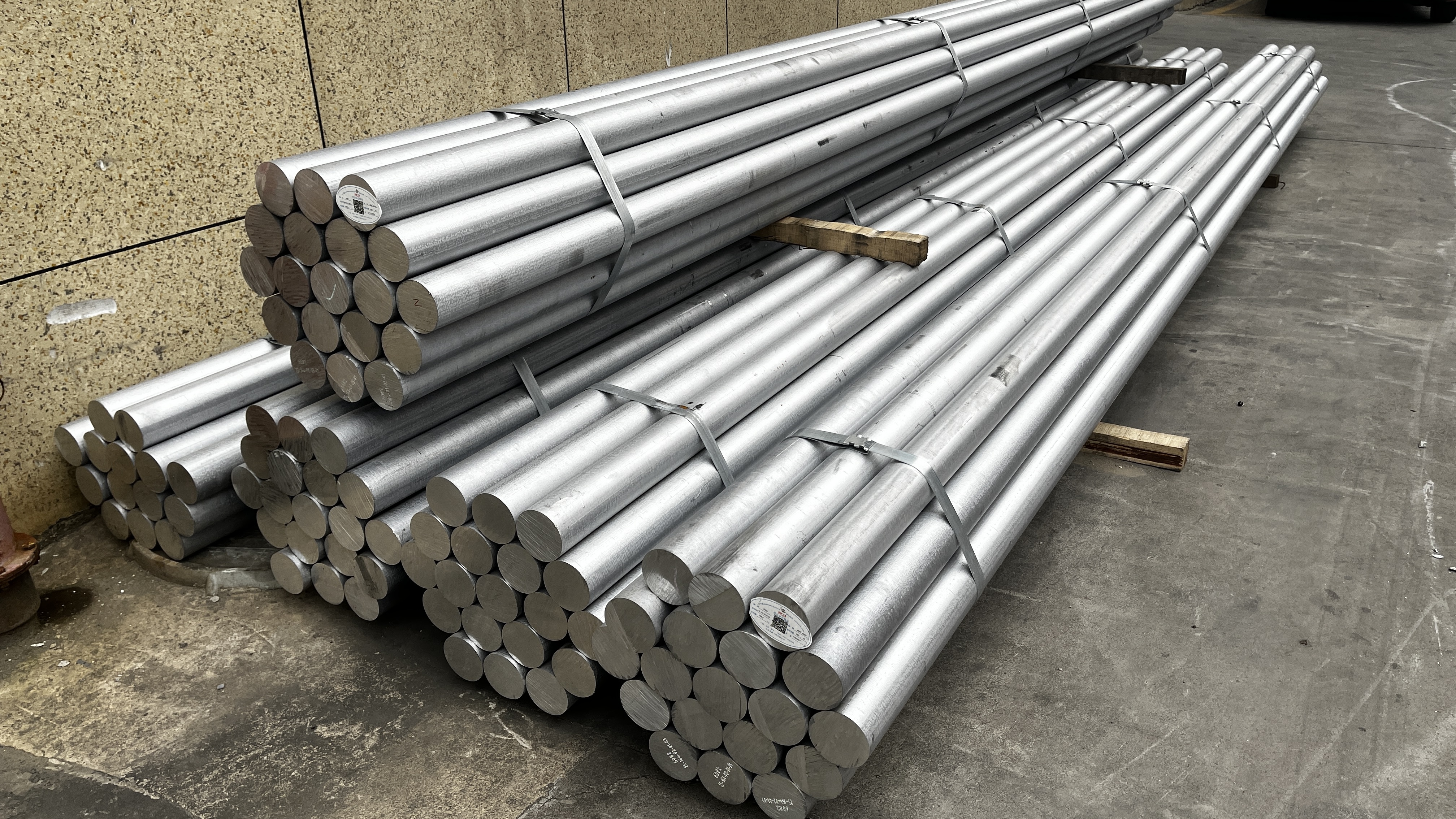 common aluminum shapes with formulas for calculating weight